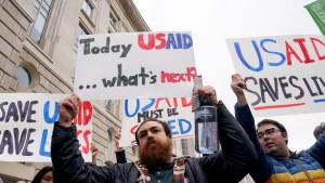 بعد قراره بغلق USAID ...ترامب يدخل أميركا في أزمة قضائية غير مسبوقة