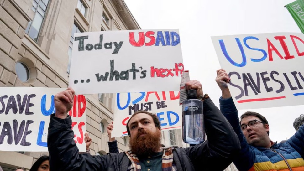 بعد قراره بغلق USAID ...ترامب يدخل أميركا في أزمة قضائية غير مسبوقة