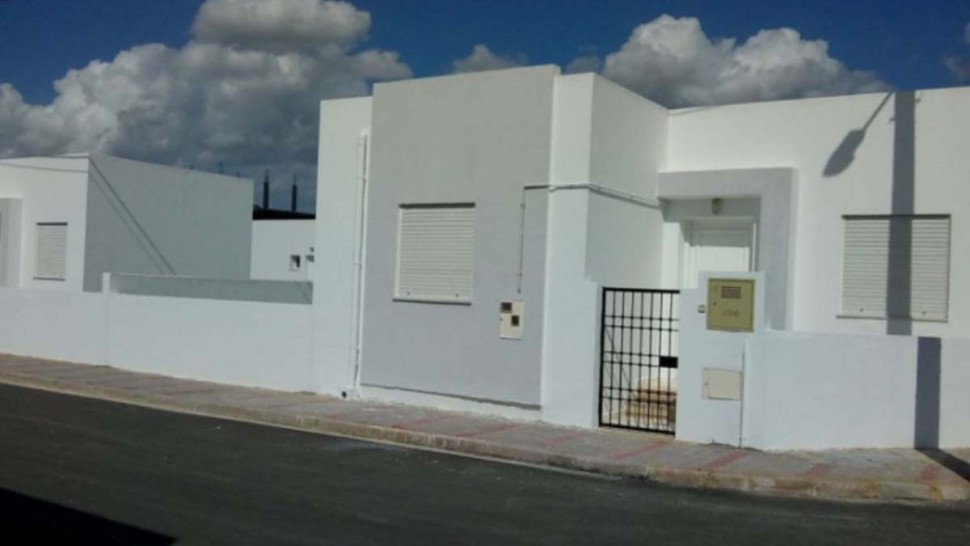 الكاف: الإعلان عن قائمة أولى للمنتفعين بالمساكن الاجتماعية بنبر