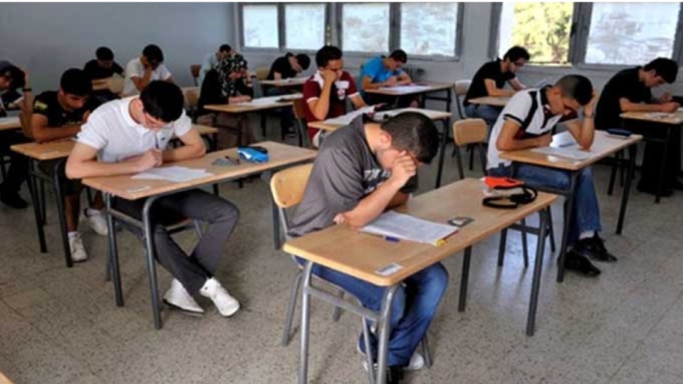 تلاميذ الباكالوريا