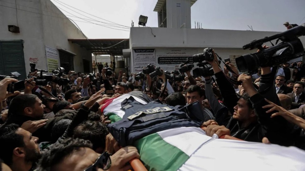 استشهاد 212 صحفيا في عدوان الاحتلال على غزة