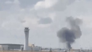 انفجارات بمحيط مطار بن غوريون بعد فشل في اعتراض صاروخ يمني