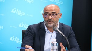 نقيب الصحفيين لبودربالة: أنت شخص لا تحترم الحريات