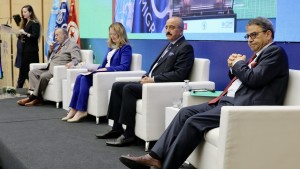 وزير الشؤون الخارجية