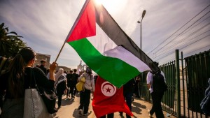 قافلة الصمود: مسيرة شعبية من تونس الى رفح لكسر الحصار عن غزة
