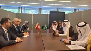تونس تؤكد استعدادها لتكون منصة إقليمية لتصنيع اللقاحات والأدوية