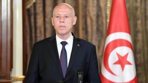 رئيس الجمهورية يتبادل تهاني العيد مع نظيريه الجزائري والإيراني