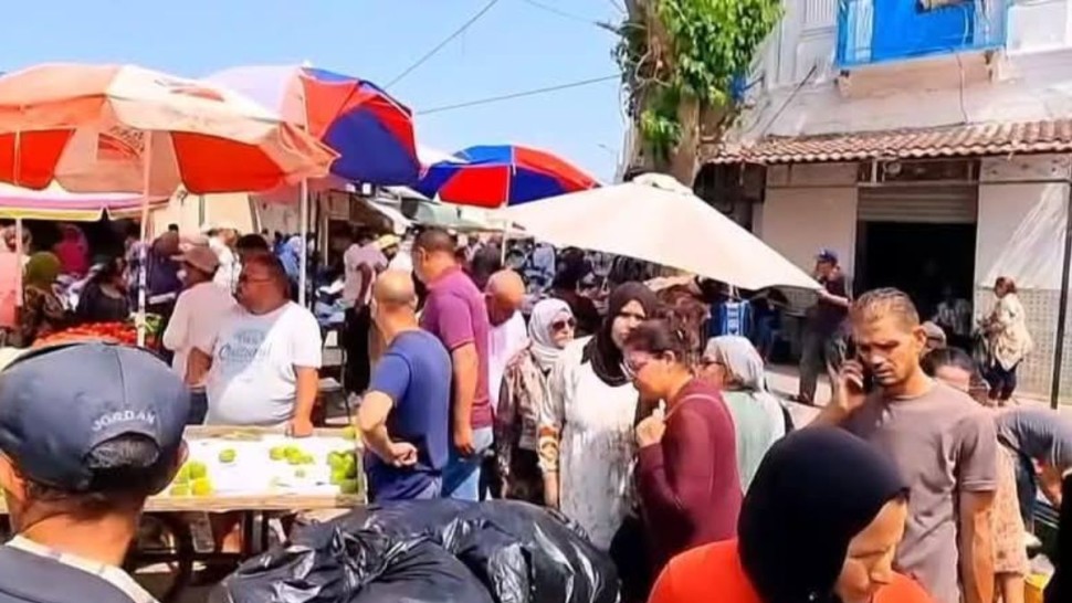 باجة : توافد كثيف على سوق باب 'زنايز' واقبال كبير على شراء اللحوم من القصّابين