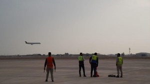 العراق يمدد غلق مجاله الجوي والخطوط الكويتية تلغي رحلات