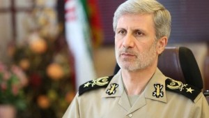 قائد الجيش الإيراني يتعهد بتوجيه ضربات مؤثرة وحاسمة للكيان المحتلّ