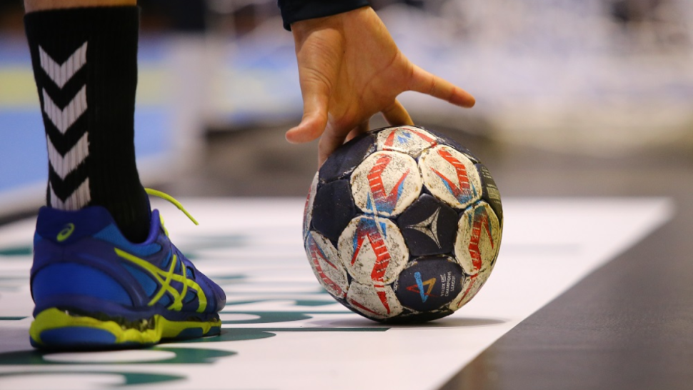 كأس العالم للأواسط, كرة اليد