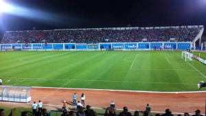 ملعب مصطفى بن جنات