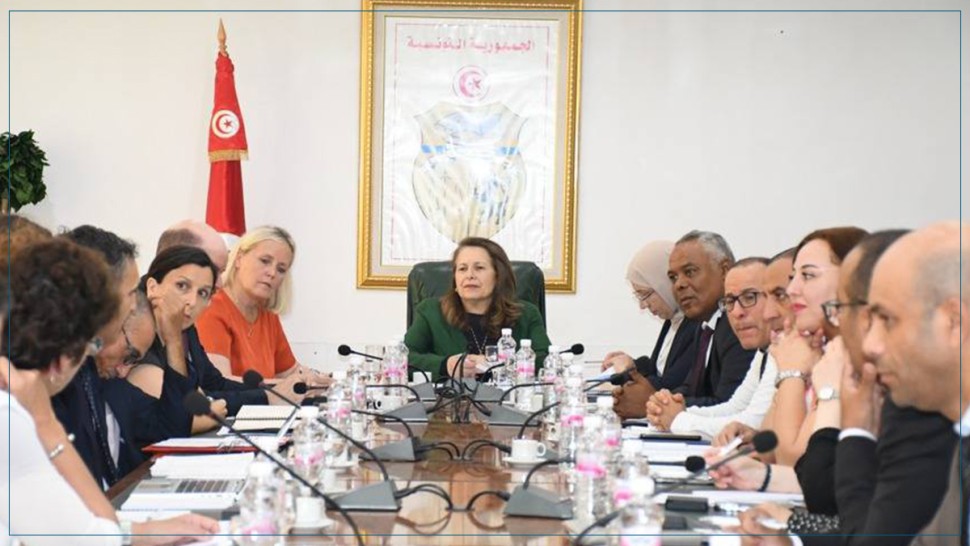 وزارة الصناعة: أكثر من 32 مؤسسة انتفعت بالبرنامج الشامل للنسيج والملابس