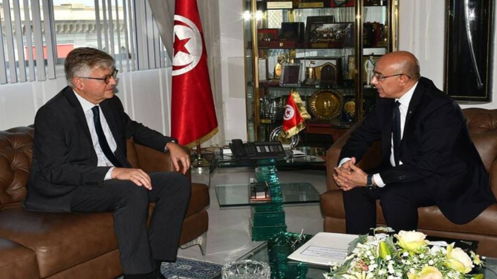 وزير الدفاع يلتقي الأمين العام المساعد للأمم المتحدة المكلف بمهام حفظ السلام