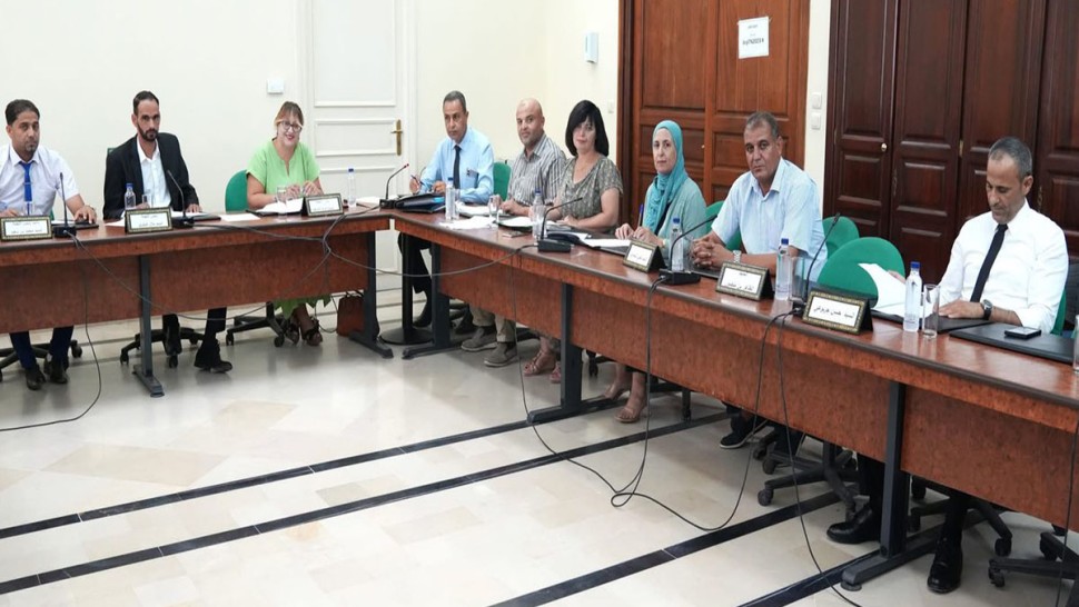 لجنة الفلاحة تصادق على تقرير الزيارة الميدانية لعدد من مراكز تجميع الحبوب ببنزرت وباجة