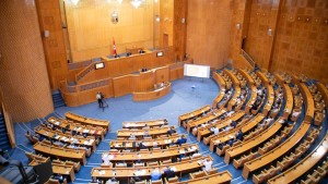 مجلس الجهات والأقاليم: جلسة عمل مشتركة للنظر في مشروعي قانونين حول المحروقات