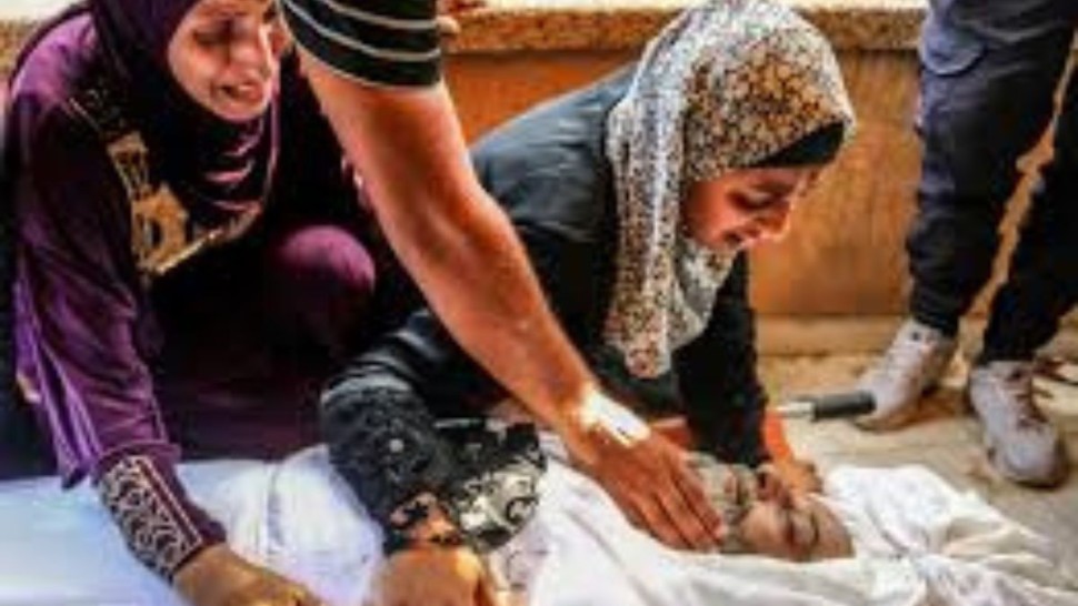 استشهاد 15 فلسطينيا بالاختناق بخان يونس