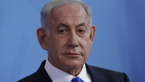 إصابة نتنياهو بتسمم غذائي