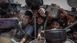 حماس تدعو إلى حراك شعبي عالمي حتى إنهاء جريمة التجويع في غزة