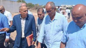 خلال زيارته الى قربة وتازركة :وزير البيئة يعطي اشارة انطلاق عدد من المشاريع ويتخذ جملة من الاجراءات