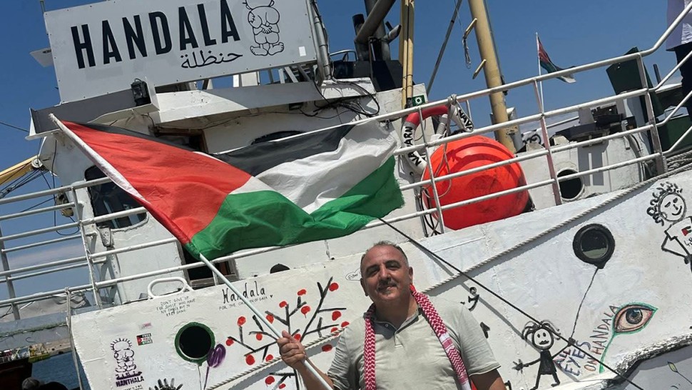 المحامية نجاة هدريش: غدا ترحيل حاتم العويني عبر معبر الأردن