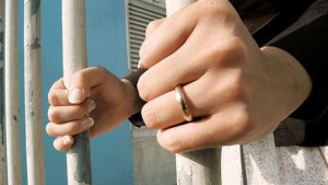 ابتدائية تونس: 7 سنوات سجنا ومراقبة ادارية لعائدة من بؤر التوتر