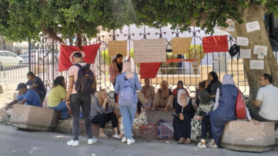 500 أستاذ نائب يطالبون بالإدماج (فيديو)