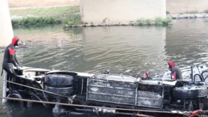 الجزائر : وفاة 18 شخصا و اصابة 23 آخرين في سقوط حافلة بوادي الحراش