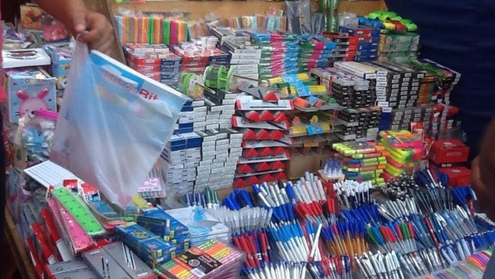 مسؤول بوزارة الصحة: هذه أهم المواد المدرسية التي تمثل خطورة على التلميذ