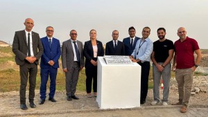 وضع حجر الأساس لإنجاز مصنع متخصّص في صناعات السيارات الكهربائية