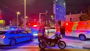 منفذ عملية الطعن بمرسيليا تونسي الجنسية وتم قتله على يد الشرطة