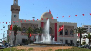 بلدية صفاقس تنمع استغلال الأرصفة دون ترخيص وتتوعد المخالفين