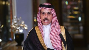 وزير الخارجية السعودي: حجم المبادلات التجارية بين تونس والسعودية بلغ 417 مليون دولار
