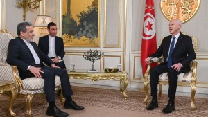 فحوى لقاء رئيس الجمهورية بوزير الخارجية الإيراني