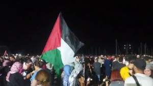 بنزرت: توافد المواطنين على الميناء الترفيهي نصرة وتضامنا مع قافلة الصمود