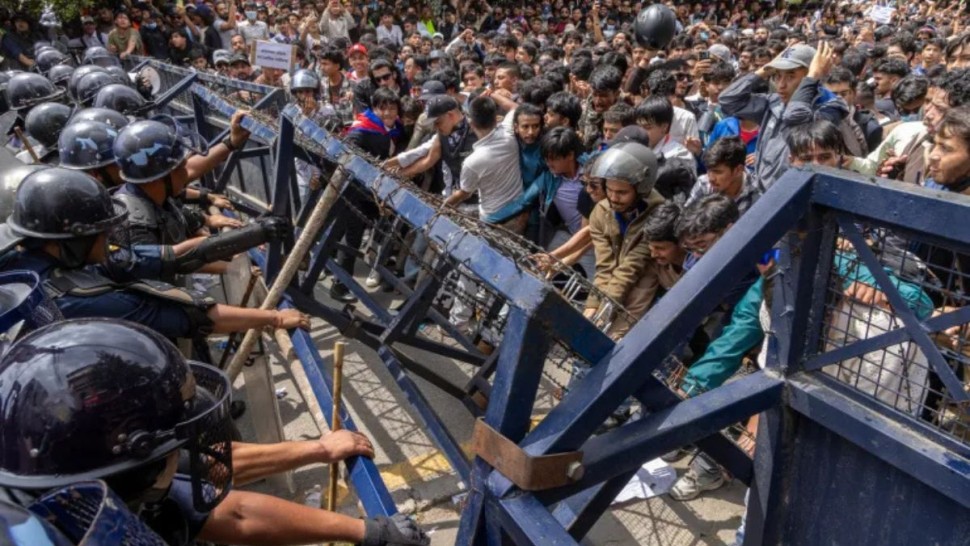 51  قتيلا على الأقل في تظاهرات النيبال وأكثر من 12 ألف سجين لا يزالون فارين
