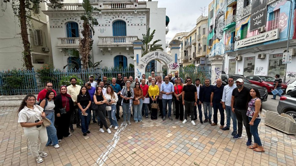 مراسلو الصحافة الدولية يطالبون رئاسة الحكومة بتسوية عاجلة لملف التراخيص