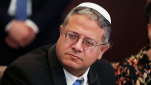 بن غفير يصل إلى ميناء أسدود حيث يجري التحقيق مع ناشطي أسطول الصمود