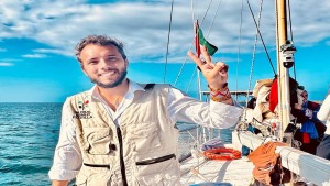 الناشط تياغو أفيلا يواصل إضرابه عن الطعام والماء إلى حين حصول جميع المختطفين على أدويتهم