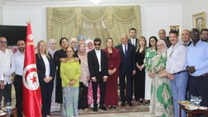 الفرجاني: وزارة الصحة حريصة على الاستفادة من خبرات الكفاءات التونسية في الخارج