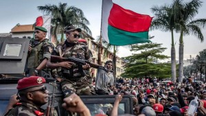 مدغشقر: الجيش يتولى السلطة بعد عزل الرئيس