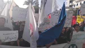 قابس : الأمن يستعمل الغاز المسيل للدموع لتفريق المحتجّين