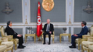 رئيس الجمهورية : العمل جارِ لإيجاد حلول عاجلة آنيّة للتلوّث إلى حين وضع استراتيجيّة شاملة