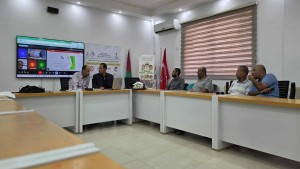 رغم وليلات النزوح والحرب..طالب من غزة يتحصل على الدكتوراه من معهد الصحافة بتونس