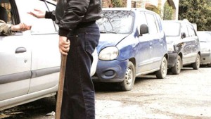 محام :  عقوبة حراسة المآوي العشوائية تصل لسنتين سجنا و خطية بثلاثين ألف دينار