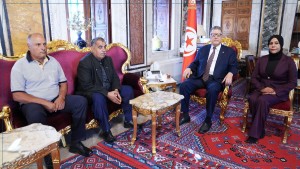 690a5a8459f71690a5a8459f72.jpgسي