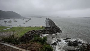 اليابان: تحذير من تسونامي بعد زلزال بقوة 6.7 درجات