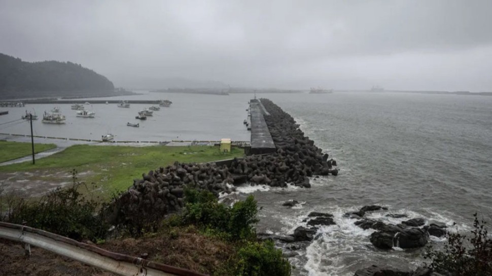 اليابان: تحذير من تسونامي بعد زلزال بقوة 6.7 درجات