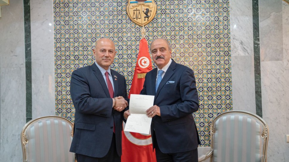 وزير الخارجية يتسلم نسخة من أوراق اعتماد السفير الأمريكي الجديد