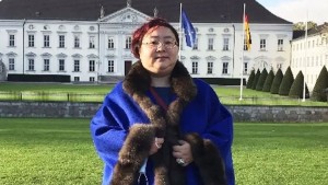 تحيلت على 128 ألف شخص.. الحكم بالسجن ضد "ملكة الكريبتو"